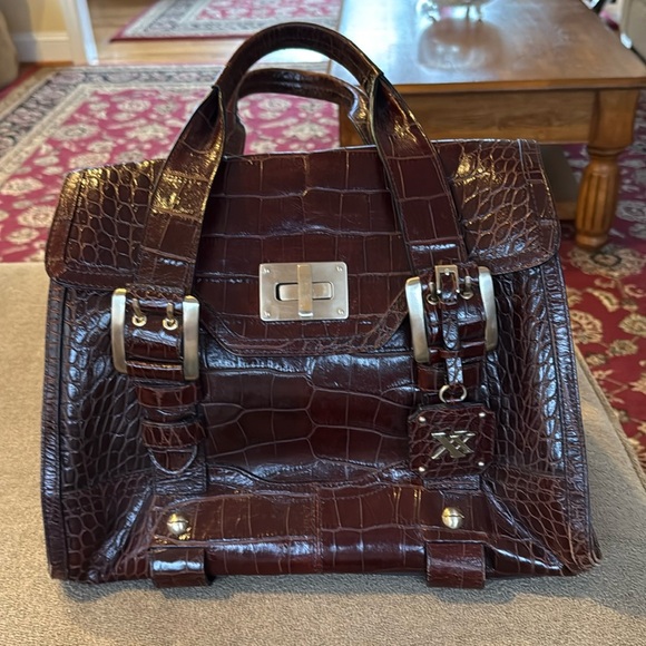 MAXX New York Signature Croc Embossed Burgundy Leather Purse (TD) - Picture 1 of 9